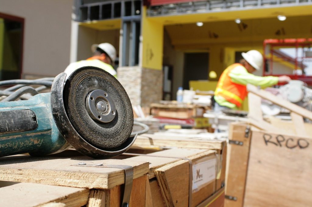small building contractors in Port Elizabeth, construction and renovations, www.pebuilders.co.za, website, pe builders project reviews